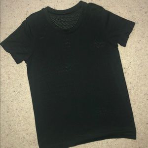 Lululemon Breeze By SS Black Shirt size 6